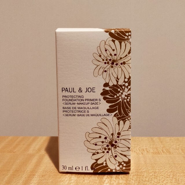 PAUL & JOE(ポールアンドジョー)の【新品】PAUL&JOE プロテクティング ファンデーション S 01 30ml コスメ/美容のベースメイク/化粧品(化粧下地)の商品写真