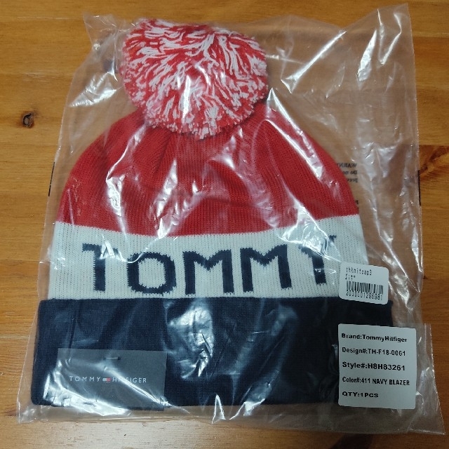 TOMMY HILFIGER(トミーヒルフィガー)のTOMMY HILFIGER ニット帽 ネイビーブレザー レディースの帽子(ニット帽/ビーニー)の商品写真