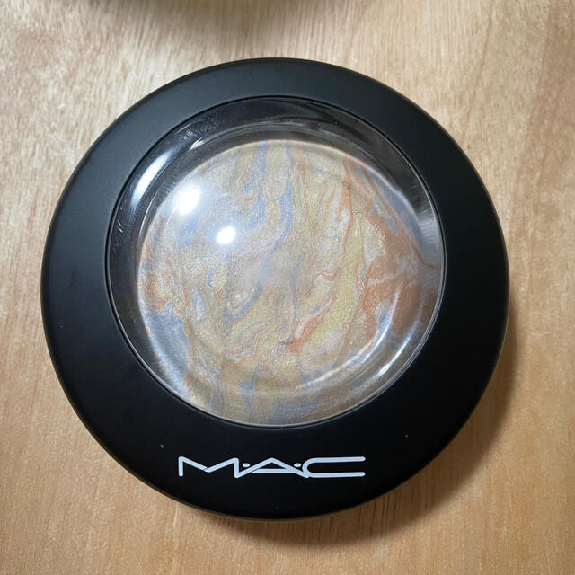 MAC(マック)のMAC ハイライト コスメ/美容のベースメイク/化粧品(フェイスパウダー)の商品写真