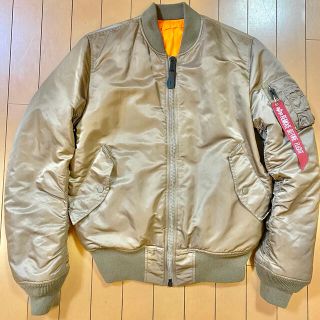 アルファインダストリーズ(ALPHA INDUSTRIES)の定価19580円アルファALPHA MA-1ナイロンブルゾンコヨーテブラウンM(ナイロンジャケット)