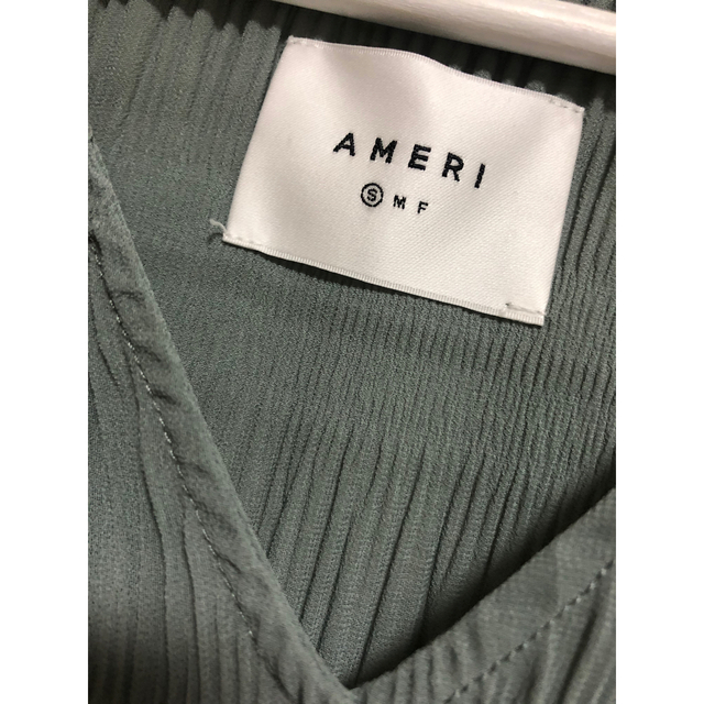 Ameri VINTAGE(アメリヴィンテージ)のAmeri＊SHIRRING PLEATS DRESS レディースのワンピース(ロングワンピース/マキシワンピース)の商品写真