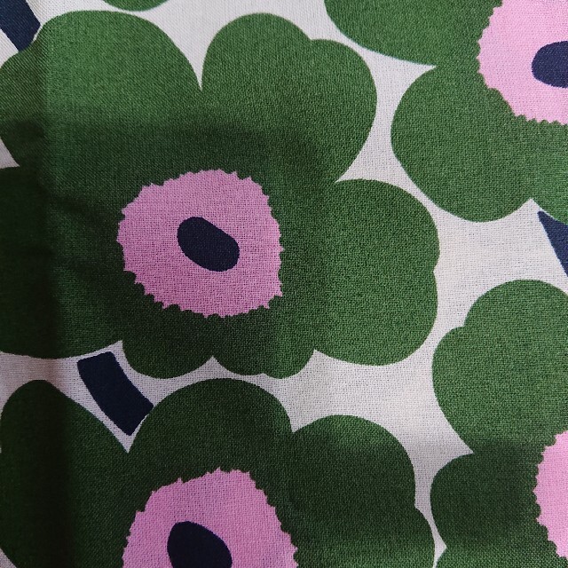 Marimekko マリメッコ 生地 2種類の通販 By ゆゆみー S Shop マリメッコならラクマ