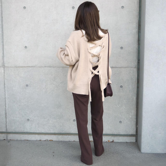 laulen Back cross cardigan レディースのトップス(ニット/セーター)の商品写真