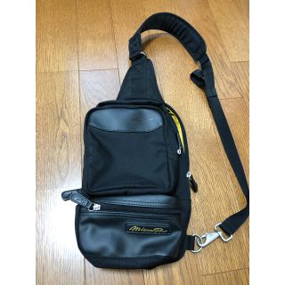 ミズノ(MIZUNO)の【美品】ミズノプロ　ショルダーバッグ(ショルダーバッグ)