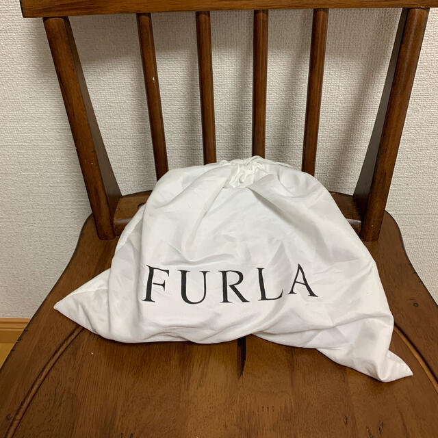 Furla(フルラ)のフルラ　メトロポリス　BEG ショルダー  人気色 レディースのバッグ(ショルダーバッグ)の商品写真