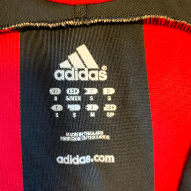 adidas(アディダス)のACミラン ホーム長袖ユニフォーム Mサイズ スポーツ/アウトドアのサッカー/フットサル(ウェア)の商品写真