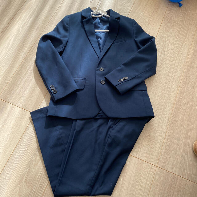 H&M(エイチアンドエム)のH&M スーツ キッズ/ベビー/マタニティのキッズ服男の子用(90cm~)(ドレス/フォーマル)の商品写真