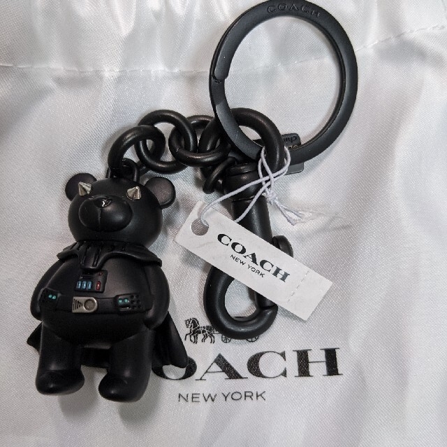 COACH スターウォーズコラボ ダースベイダー キーホルダー