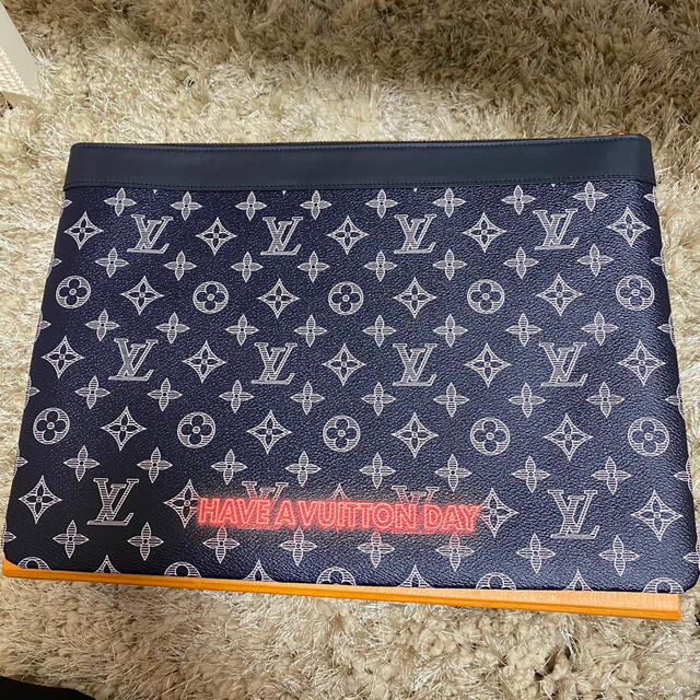 LOUIS VUITTON(ルイヴィトン)のLouis Vuitton アップサイドダウン　クラッチ メンズのバッグ(セカンドバッグ/クラッチバッグ)の商品写真