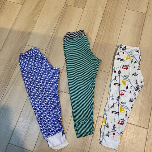 PETIT BATEAU(プチバトー)のPETIT BATEAU 86スパッツ3本セット キッズ/ベビー/マタニティのベビー服(~85cm)(パンツ)の商品写真