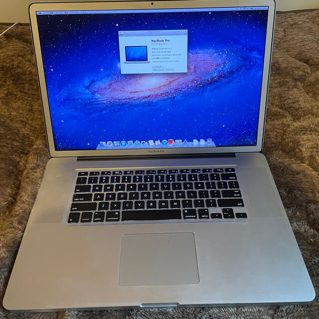 Apple MacBook Pro 17インチ MC725J/A 美品完動品