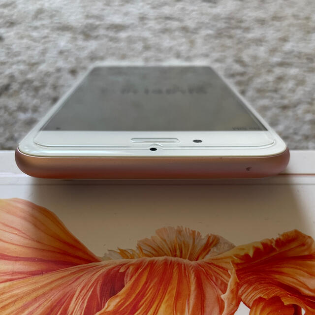Apple(アップル)のiPhone6s au版　64gb ローズゴールド　美品 スマホ/家電/カメラのスマートフォン/携帯電話(スマートフォン本体)の商品写真