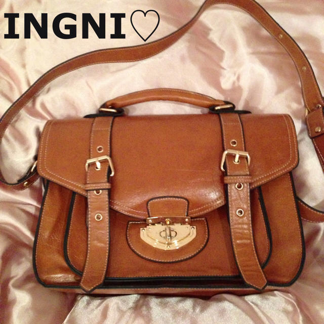 INGNI(イング)のINGNI♡レトロバック レディースのバッグ(ショルダーバッグ)の商品写真