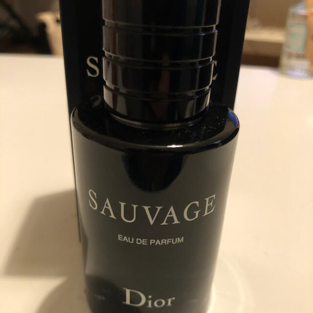 Dior(ディオール)の『kinkin様専用』Dior savage EAU DE PARFUM コスメ/美容の香水(香水(男性用))の商品写真