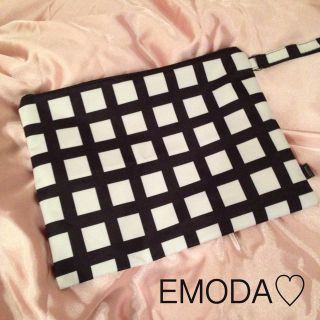 エモダ(EMODA)のEMODA♡クラッチバック(クラッチバッグ)