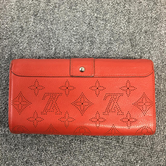 LOUIS VUITTON(ルイヴィトン)のルイビィトン　長財布 レディースのファッション小物(財布)の商品写真