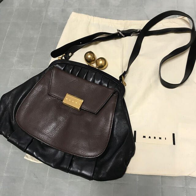MARNI がま口 ショルダーバッグ - ショルダーバッグ
