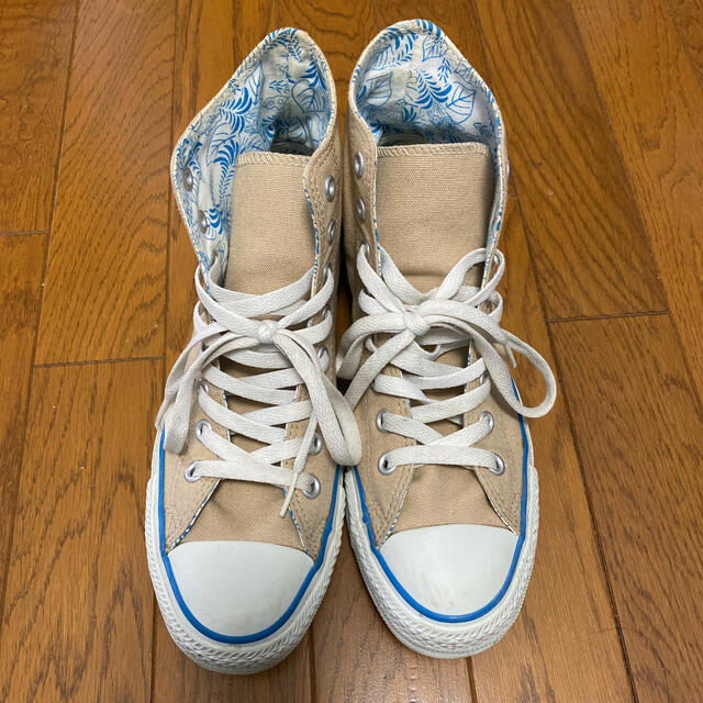 CONVERSE(コンバース)のコンバース　ベージュ　ハイカット　26㎝ レディースの靴/シューズ(スニーカー)の商品写真