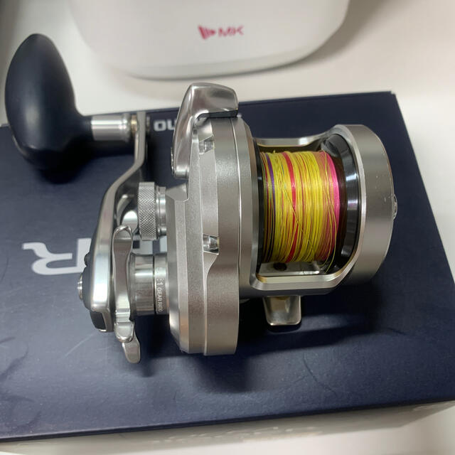 SHIMANO(シマノ)のオシアジガー1500PG※もち様専用 スポーツ/アウトドアのフィッシング(リール)の商品写真