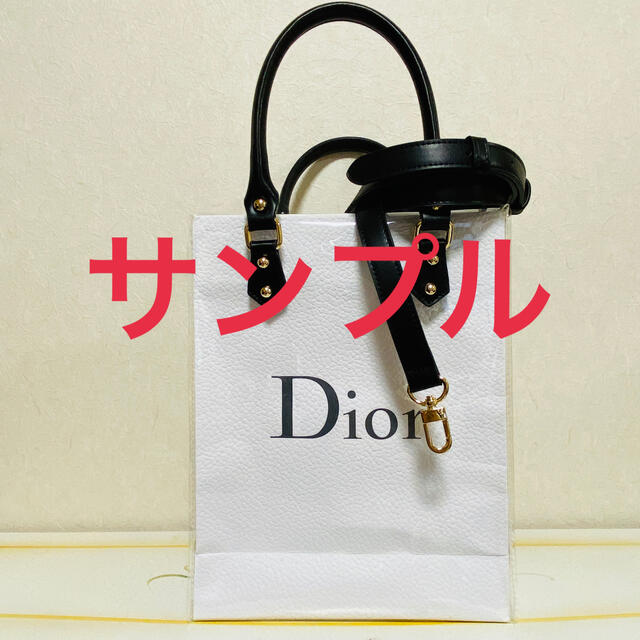 Dior(ディオール)の紙袋　クリアバッグ　エコバッグ　新品未使用 レディースのバッグ(ハンドバッグ)の商品写真