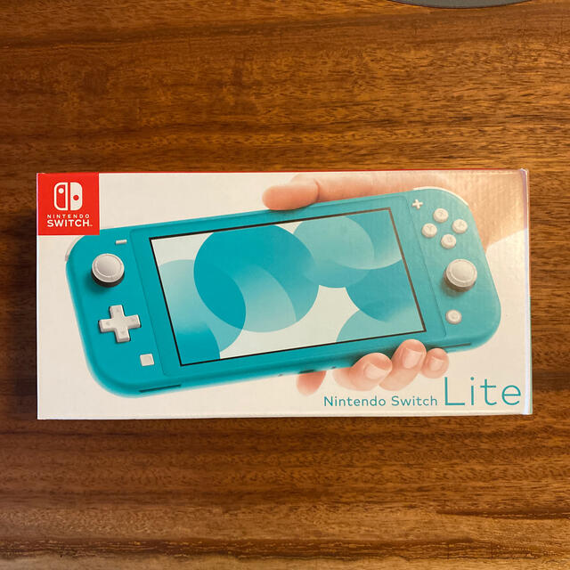 任天堂(ニンテンドウ)のNintendo Switch  Lite ターコイズ本体＋フィルム　新品未開封 エンタメ/ホビーのゲームソフト/ゲーム機本体(家庭用ゲーム機本体)の商品写真