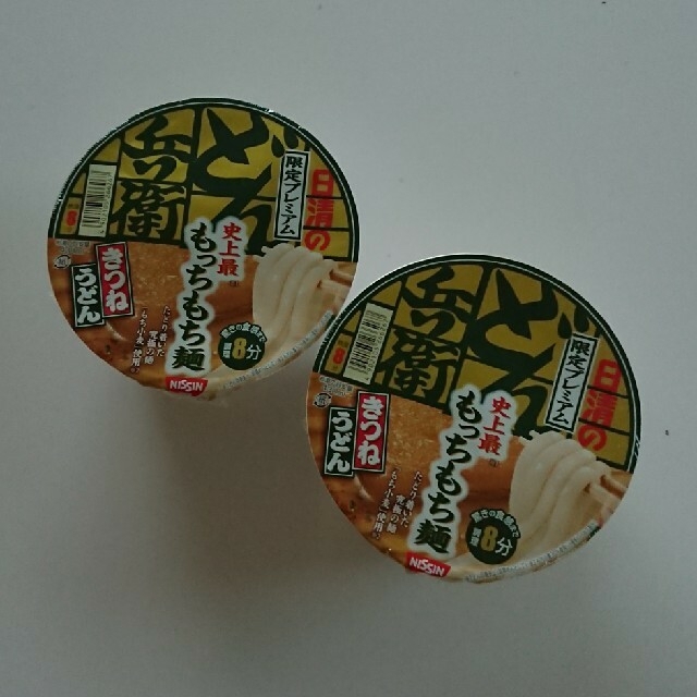 日清食品(ニッシンショクヒン)のどん兵衛 限定プレミアム 食品/飲料/酒の加工食品(インスタント食品)の商品写真