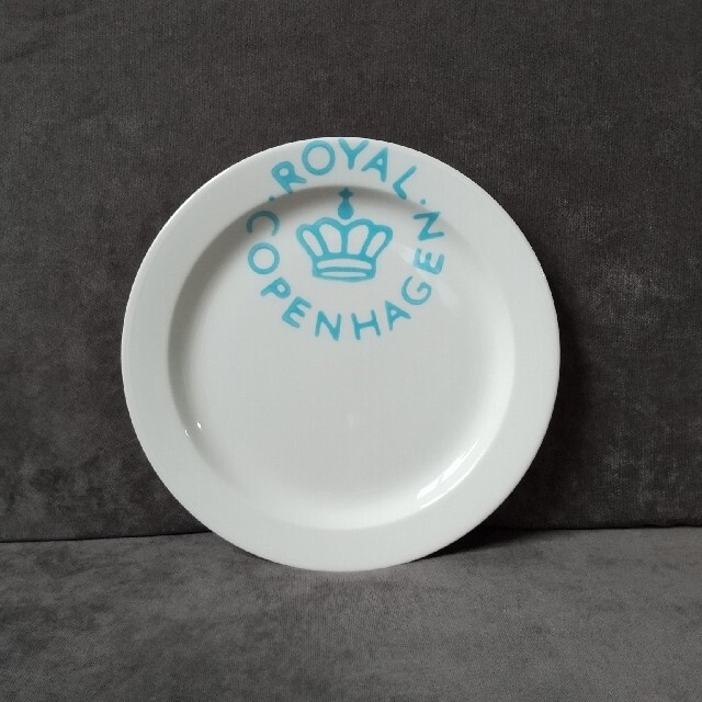 ROYAL COPENHAGEN(ロイヤルコペンハーゲン)の【廃盤品】ロイヤルコペンハーゲン　ニューシグネチャー　プレート インテリア/住まい/日用品のキッチン/食器(食器)の商品写真