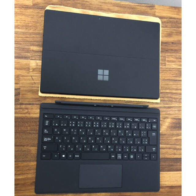 Microsoft(マイクロソフト)のSurface Pro 7 ブラックCore i5/8GB/256GB SSD スマホ/家電/カメラのPC/タブレット(ノートPC)の商品写真