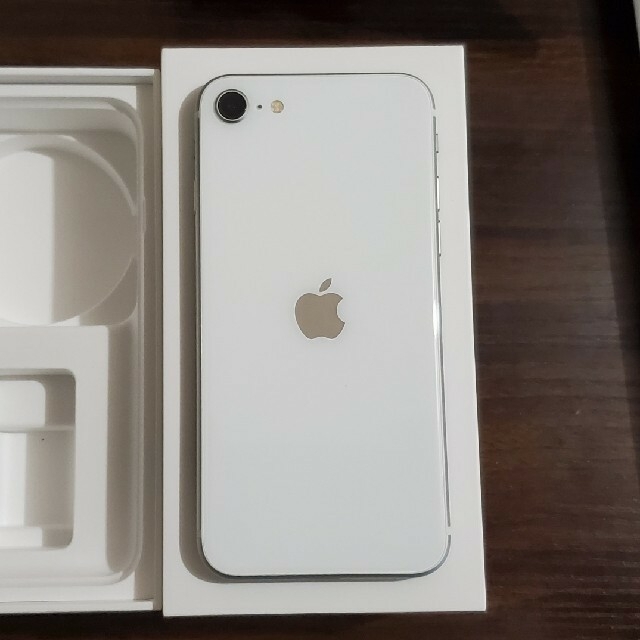 iPhone SE第2世代　ホワイト 128GB 美品　SIMフリー | フリマアプリ ラクマ