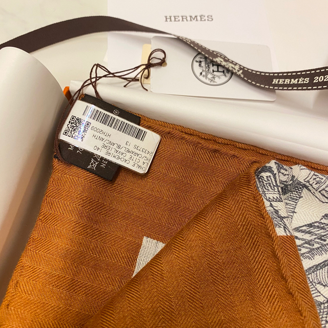 Hermes - HERMES カシシル ショール 140 シテ・カヴァリエールの通販 by bluerose closet｜エルメスならラクマ