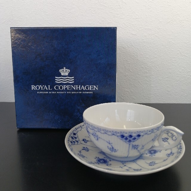 R28 ROYAL COPENHAGEN カップ&ソーサー 未使用 箱つきティーカップ