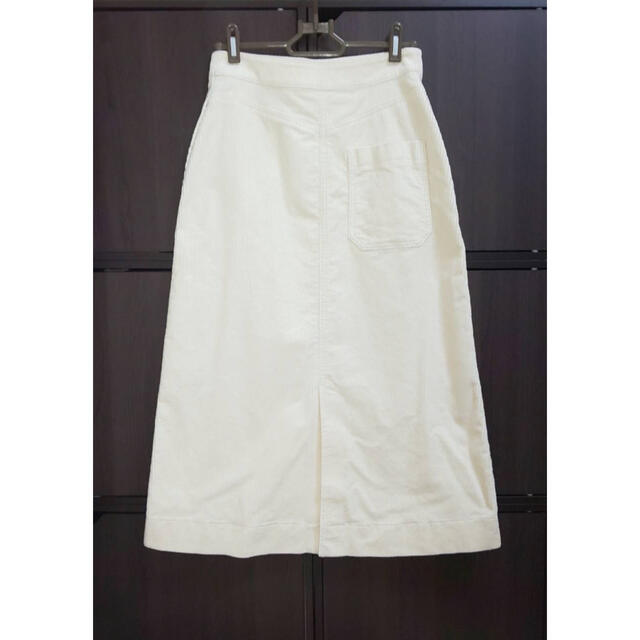 UNIQLO(ユニクロ)のスカート　コーデュロイスカート レディースのスカート(ひざ丈スカート)の商品写真
