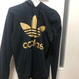 アディダス(adidas)のadidasパーカー(パーカー)