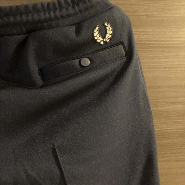 FRED PERRY(フレッドペリー)の週末限定！フレッドペリーパンツ✴︎紺 メンズのパンツ(スラックス)の商品写真