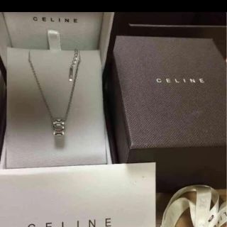 セリーヌ(celine)のCELINE ロゴデザイン K10WG ダイヤネックレス(ネックレス)