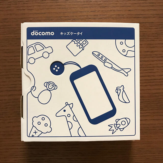 NTTdocomo(エヌティティドコモ)の【こうくんさん専用】ドコモキッズケータイブルー スマホ/家電/カメラのスマートフォン/携帯電話(携帯電話本体)の商品写真