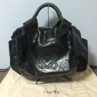 ロエベ(LOEWE)のロエベ ナッパアイレ パテント トート(トートバッグ)