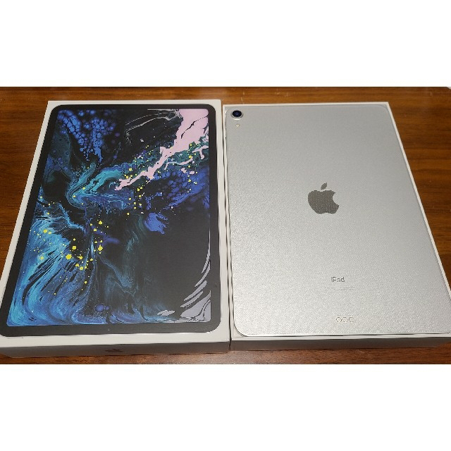 iPad(アイパッド)のiPad pro 11 256GB Wi-Fi 2018年モデル スマホ/家電/カメラのPC/タブレット(タブレット)の商品写真