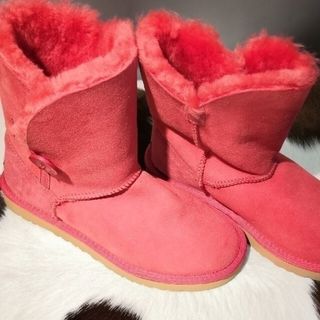 アグ(UGG)の美品 UGG アグー ムートンショートブーツ ピンク 25.0(ブーツ)