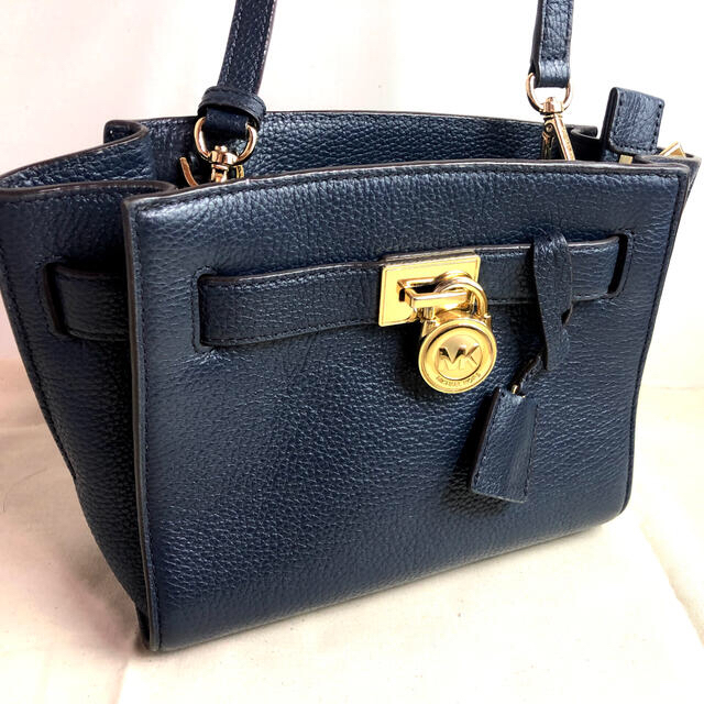 オシャレMichael kors  ショルダーバック　キー付き