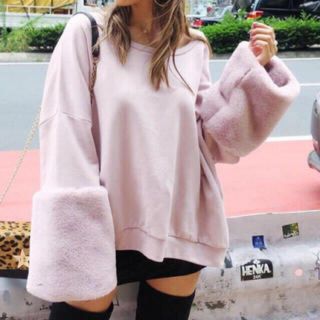 ☆新品 FLUMOR フラマー ファー付スウェット スエット 袖ファー 袖