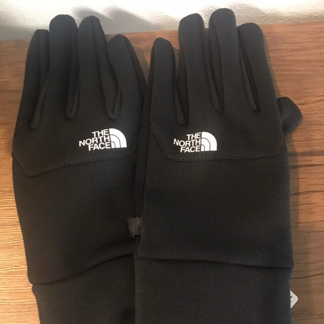 THE NORTH FACE(ザノースフェイス)の【THE NORTH FACE ETIP GLOVE  ブラック Ｌ】 メンズのファッション小物(手袋)の商品写真