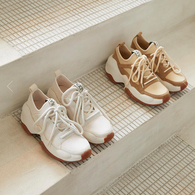 【ぴーまん様専用】RANDEBOO RB basic sneaker beige レディースの靴/シューズ(スニーカー)の商品写真