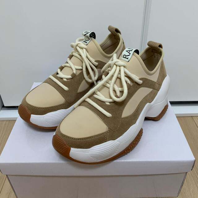 【ぴーまん様専用】RANDEBOO RB basic sneaker beige レディースの靴/シューズ(スニーカー)の商品写真