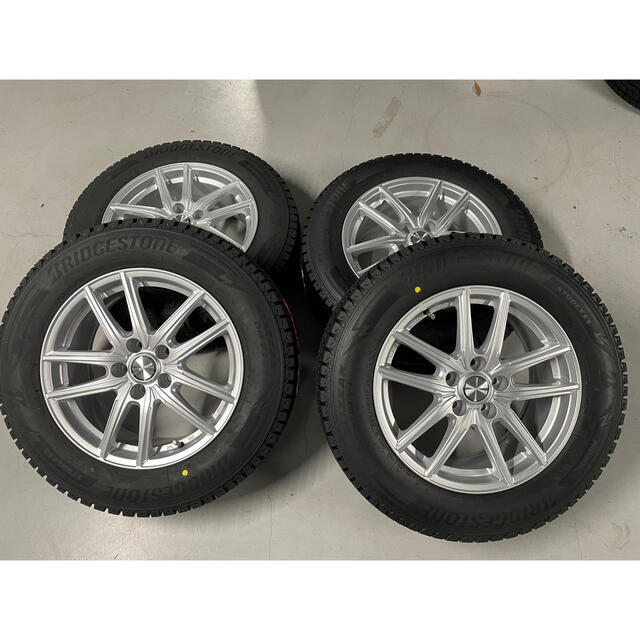 225/65R17 スタッドレス  アルミ　ハリアー　新品　未使用