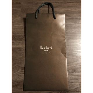 BERLUTI(ショップ袋)のフリマアイテム一覧 BERLUTI(ショップ袋)のフリマアイテム一覧