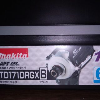 マキタ(Makita)のヒロ様専用Makitaマキタ TD171Dドライバー18v 6A 2台新品未使用(工具)