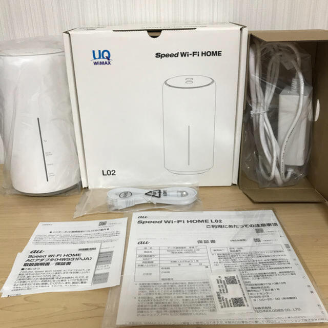 au(エーユー)のUQ Wimax Speed WiFi HOME L02  スマホ/家電/カメラのPC/タブレット(PC周辺機器)の商品写真