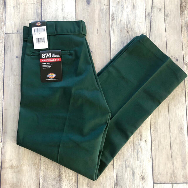 Dickies(ディッキーズ)の【新品】34×32 ハンターグリーン　ベージュセット メンズのパンツ(ワークパンツ/カーゴパンツ)の商品写真