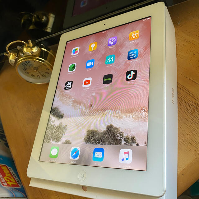 準美品　iPad2 16GB  WIFIモデル　アイパッド第2世代